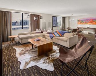 هيلتون سولت ليك سيتي سنتر - سولت ليك سيتي - غرفة معيشة