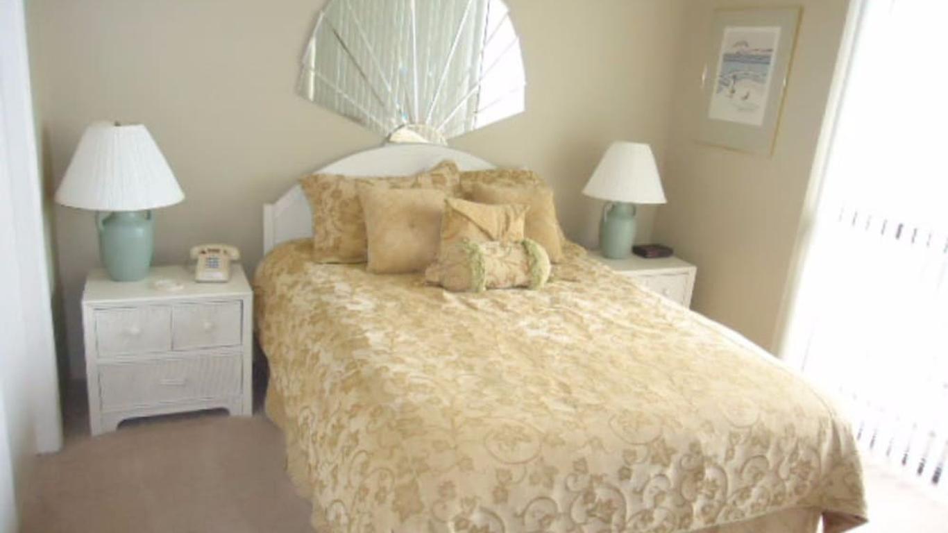 Surfside Beach Resort by Counts - Oakes Resort Properties