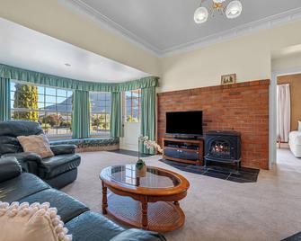 Tasman Holiday Parks Picton - פיקטון - סלון