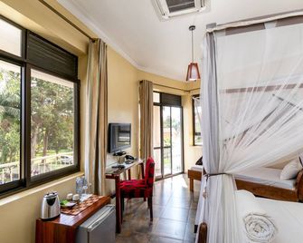 2 Friends Beach Hotel - Entebbe