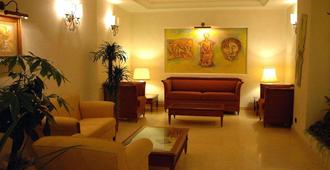 Hotel Ristorante Vecchia Vibo - Vibo Valentia - Lobby