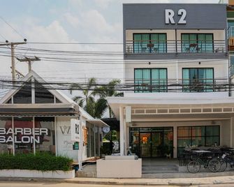R2 Bed and Pool Kanchanaburi - Kanchanaburi - Gebäude