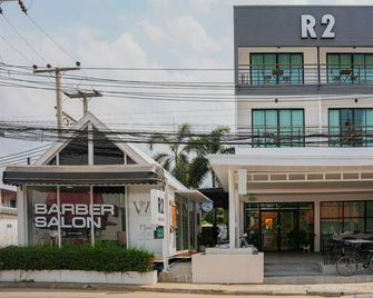 R2 Bed and Pool Kanchanaburi - קאנצ'אנאבורי - בניין