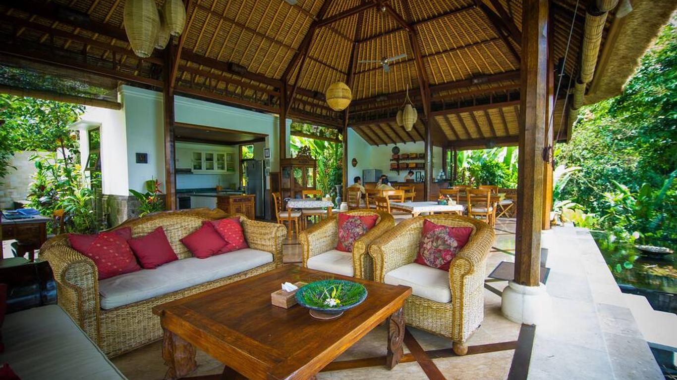 Amori Villas