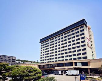 Ramada Songdo Hotel - Incheon - Edificio