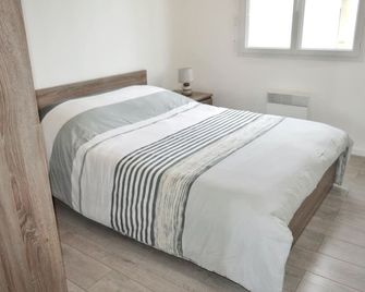 Maison de charme à Saint-Laurent-sur-Mer, vue sur mer et jardin - Saint-Laurent-sur-Mer - Phòng ngủ