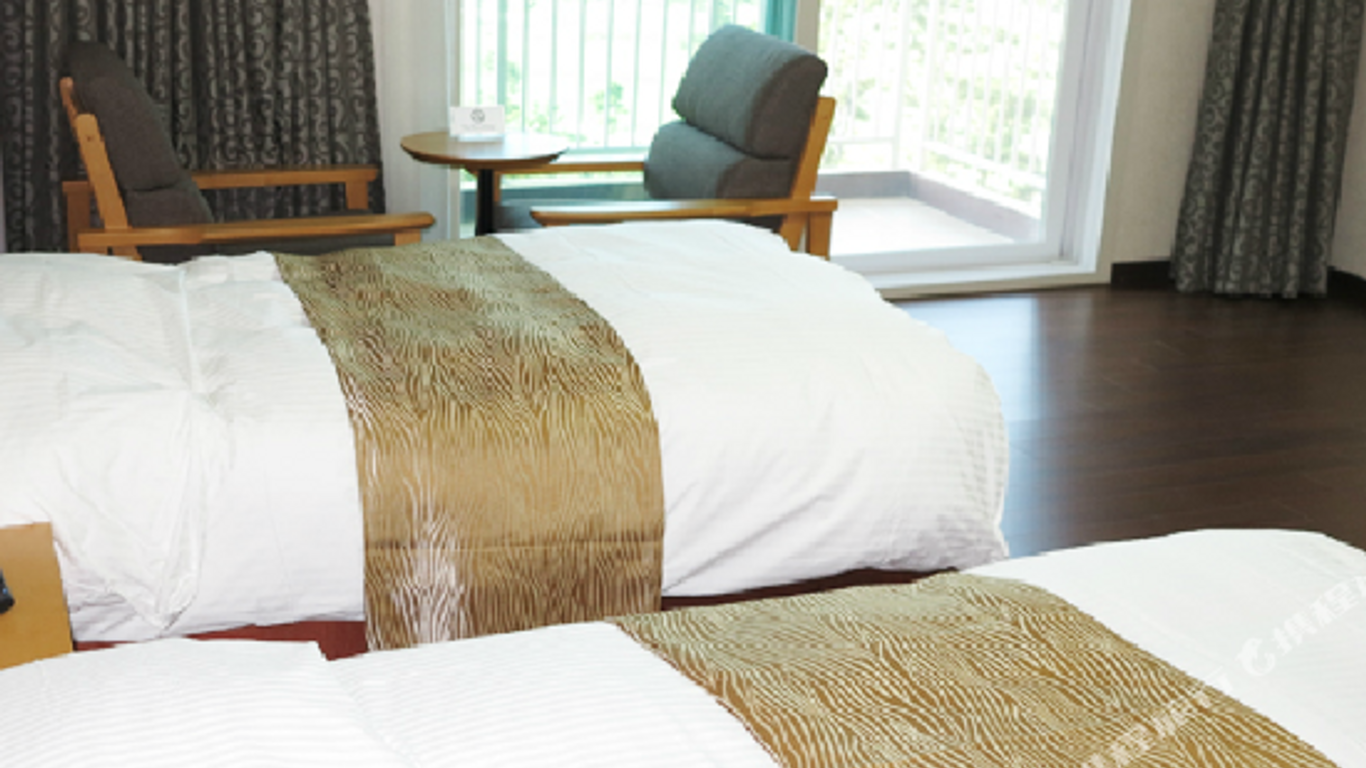 Booyoung Hotel