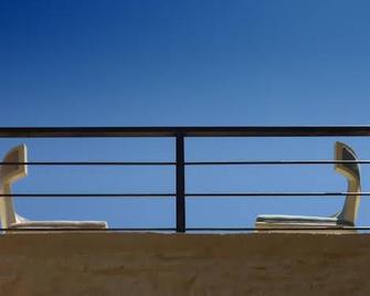 The Old Markets - Ano Symi - Balcón