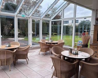 Garten-Hotel Ponick - Colonia - Restaurante