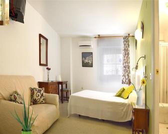 Hostal Altamar - Almuñécar - Κρεβατοκάμαρα