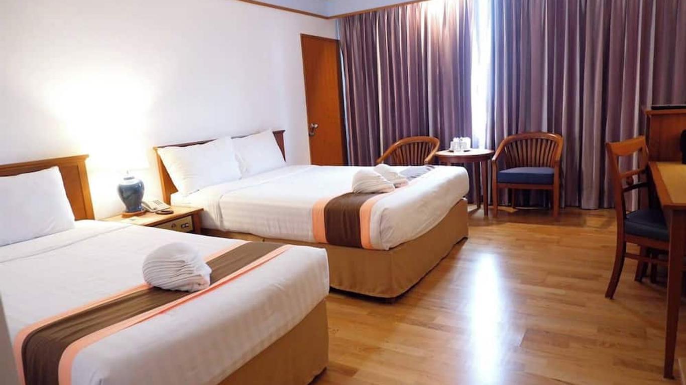 Diamond Plaza Hotel