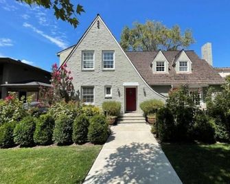 Lovely Land Park Home - Sacramento - Budynek