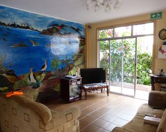 Hostal Terito - Puerto Baquerizo Moreno - Living room