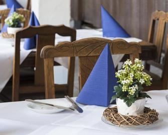 Hotel Restaurant Häsfeld - Linslerhof - Restaurace