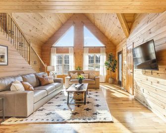 Game Night Ready-Cook with Ease-Sleep in Peace-Near Nashville/BNA - Mount Juliet - Вітальня