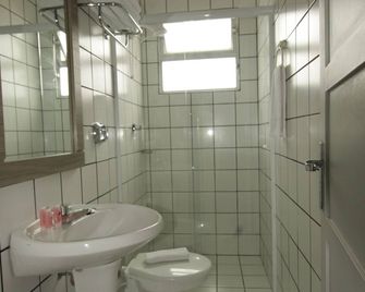 Kennedy Slim Hotel - Sao Jose - Salle de bain