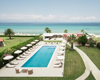 Ikyma Boutique - Kriopigi - Pool