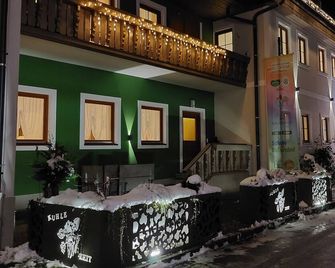 Bio-Bauernhof-Hotel Matlschweiger - Lassing - Building