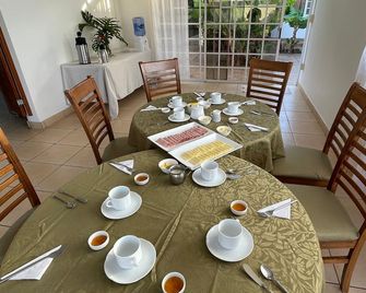 Manureva Nui Hotel Boutique - Hanga Roa - חדר אוכל