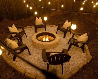 Spring Specials - Chic Boho Style - FirePit - 20min to Six Flags - 10min to RAFB - Live Oak - Patio