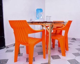 the white house Apartments - Kibwezi - Dining room