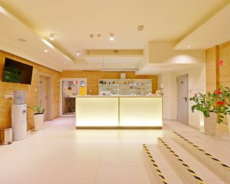 West Baltic Resort Wellness & Spa - Świnoujście - Front desk