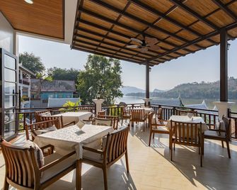 Relaxful Hotel Luang Prabang - Luang Prabang - Balkong