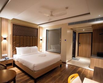 Hotel Supriya International Sirsi - Sirsi - Bedroom