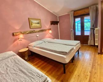 Rifugio Hotel Calvanella - Sestola - Habitación