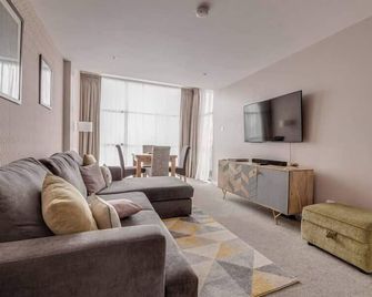Luxury City Centre Home by City SuperHost - Prestwich - Sala de estar