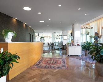 Hotel Lady Mary - Cervia - Lobby