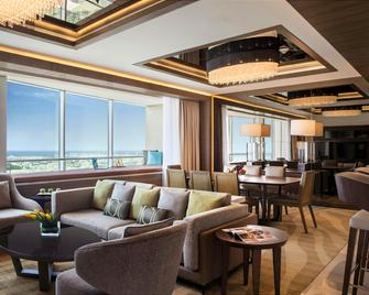 Towers Rotana - Dubai - Living room