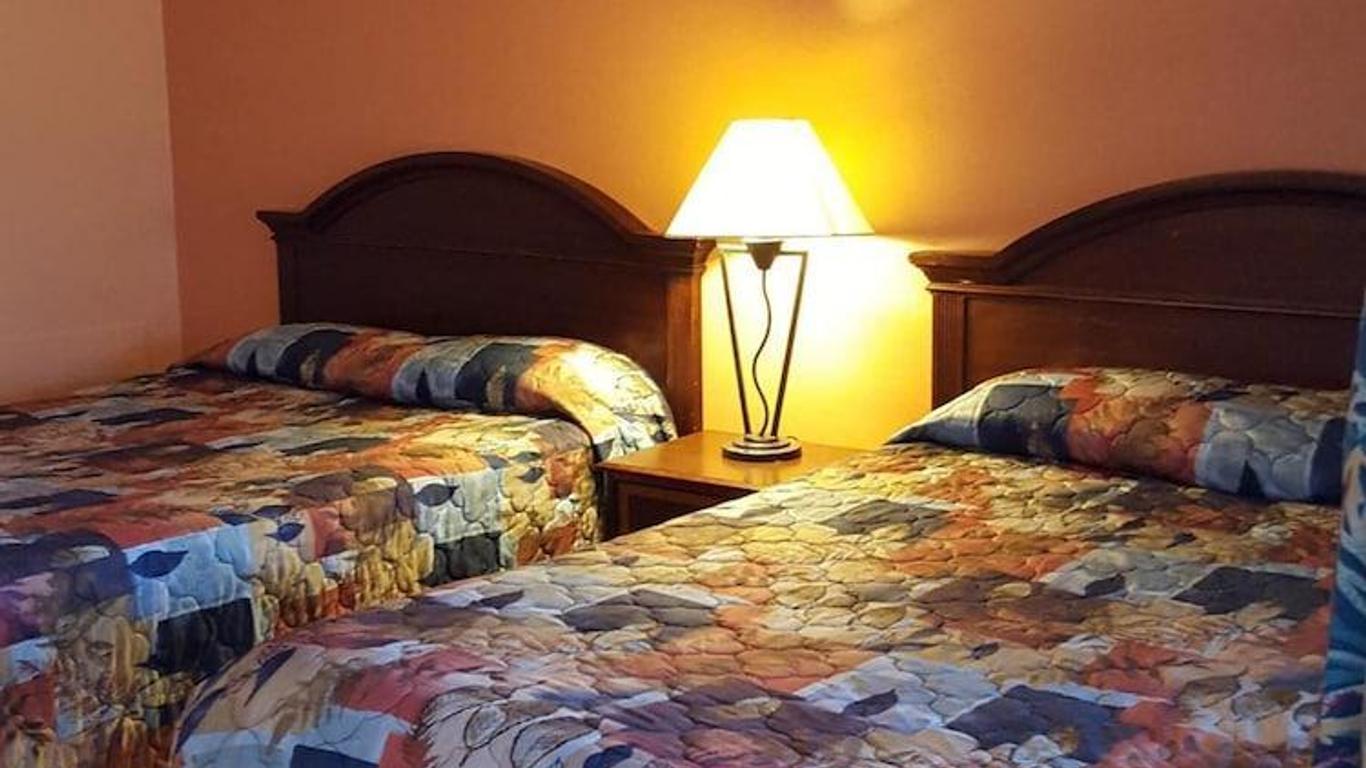 Three Oaks Motel - Titusville