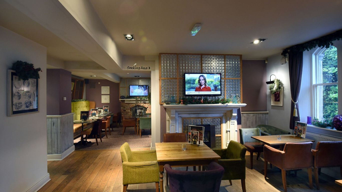 Holmfield Arms by Greene King Inns