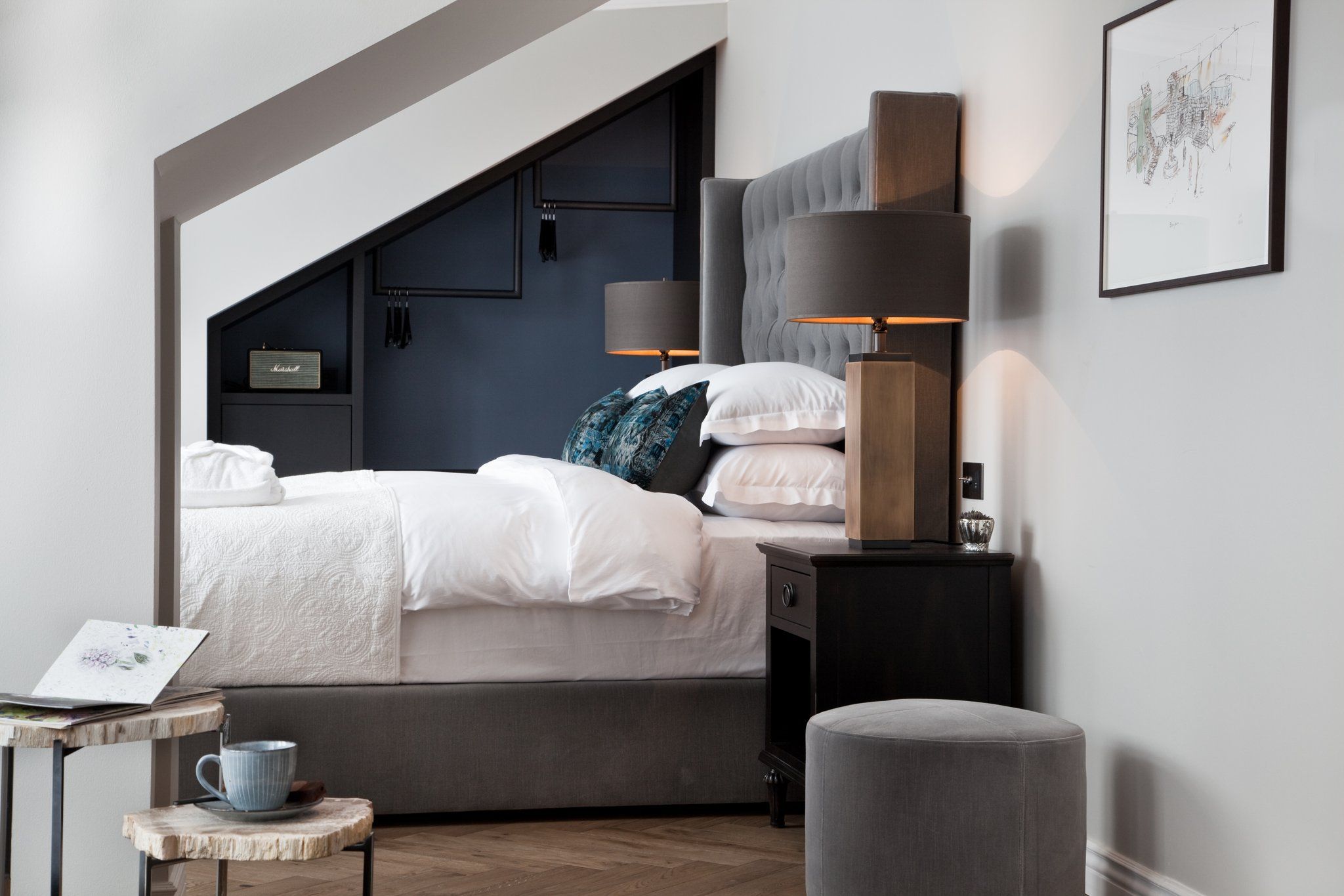 Bedroom view of Sand Hotel by Keahotels