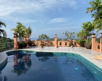 Baan Kongdee Sunset Resort Kata - Karon - Pileta