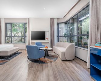 Holiday Inn Express Yinchuan Yuehai By IHG - Yinchuan - Habitación
