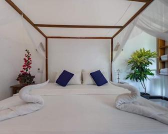 Popoyo Surf Resort - Arugam - Soveværelse
