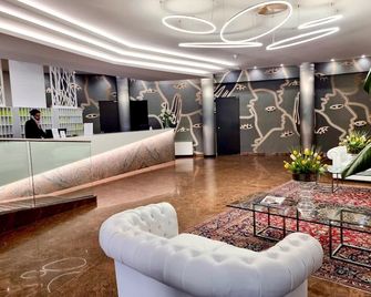 Hotel Castelli - Montecchio Maggiore - Lobby