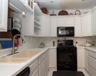 Bnb Philadelphia - Boutique Hotel - Filadelfia - Cocina