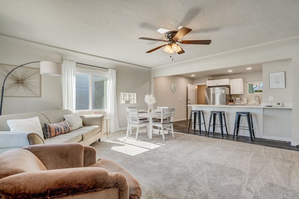 بون فوايادج - كولورادو سبرينغز - غرفة معيشة