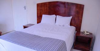 The Palace Guest House - Harare - Bedroom