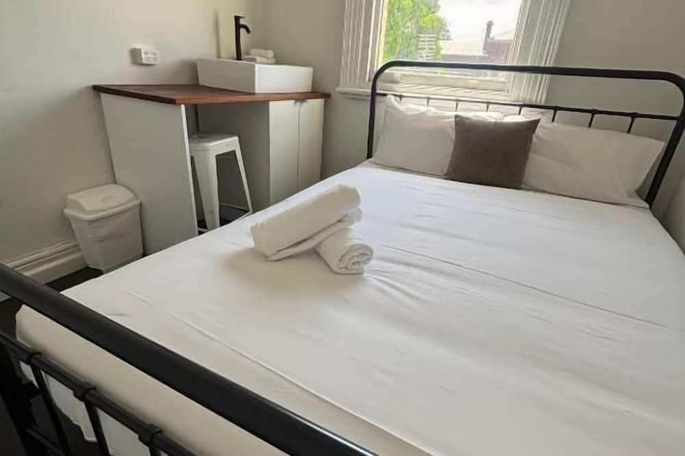 Echuca Hotel - Echuca