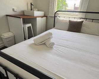 Echuca Hotel - Echuca