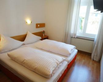 Hotel Moon - Düsseldorf - Habitación
