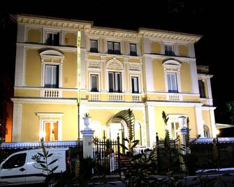 Ena Hotel - Arenzano - Building