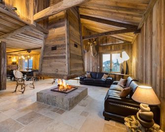 Exceptional chalet with indoor pool, sauna and garden in the village of Ventron - Ventron - Salon