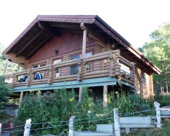 Log cabin with fantastic panoramic views - St. Peter's - Edificio