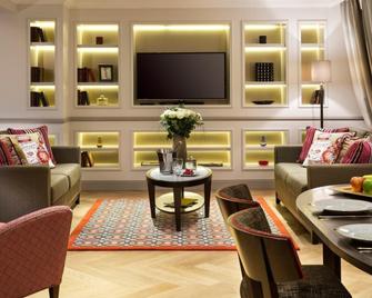 La Clef Tour Eiffel Paris by The Crest Collection - París - Lounge