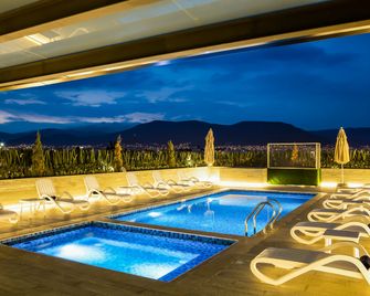 Fiesta Inn Pachuca Gran Patio - Pachuca - Basen